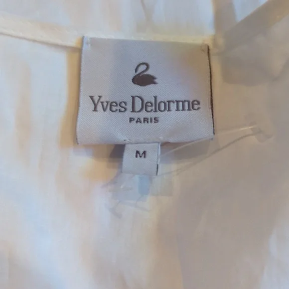 Yves Delorme Paris White Bathrobe Pockets Cottage core Prairie - Picture 3 of 14